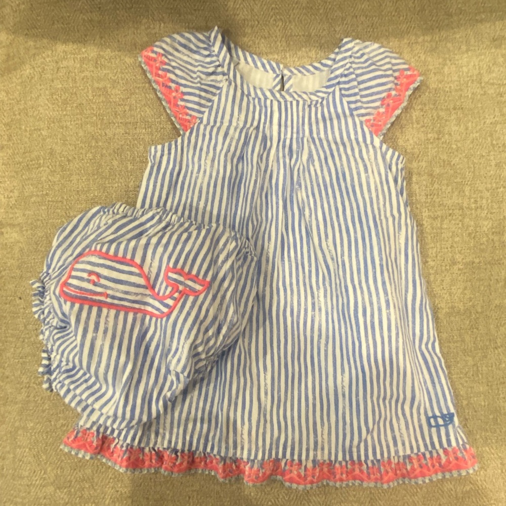 Vineyard Vines bloomer set